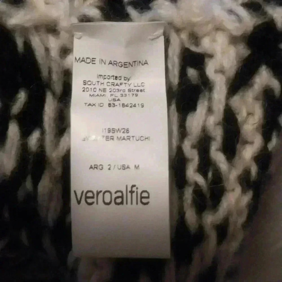 Anthropologie Veroalfie Martuchi Tasseled Loose Knit Sweater - Picture 10 of 11